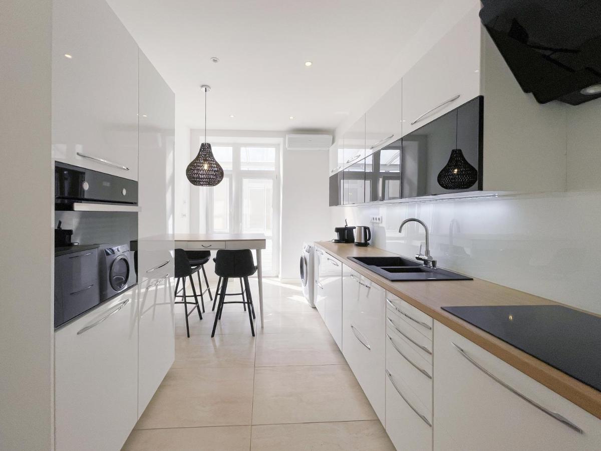 Elysian Apartment Bratislava Ngoại thất bức ảnh
