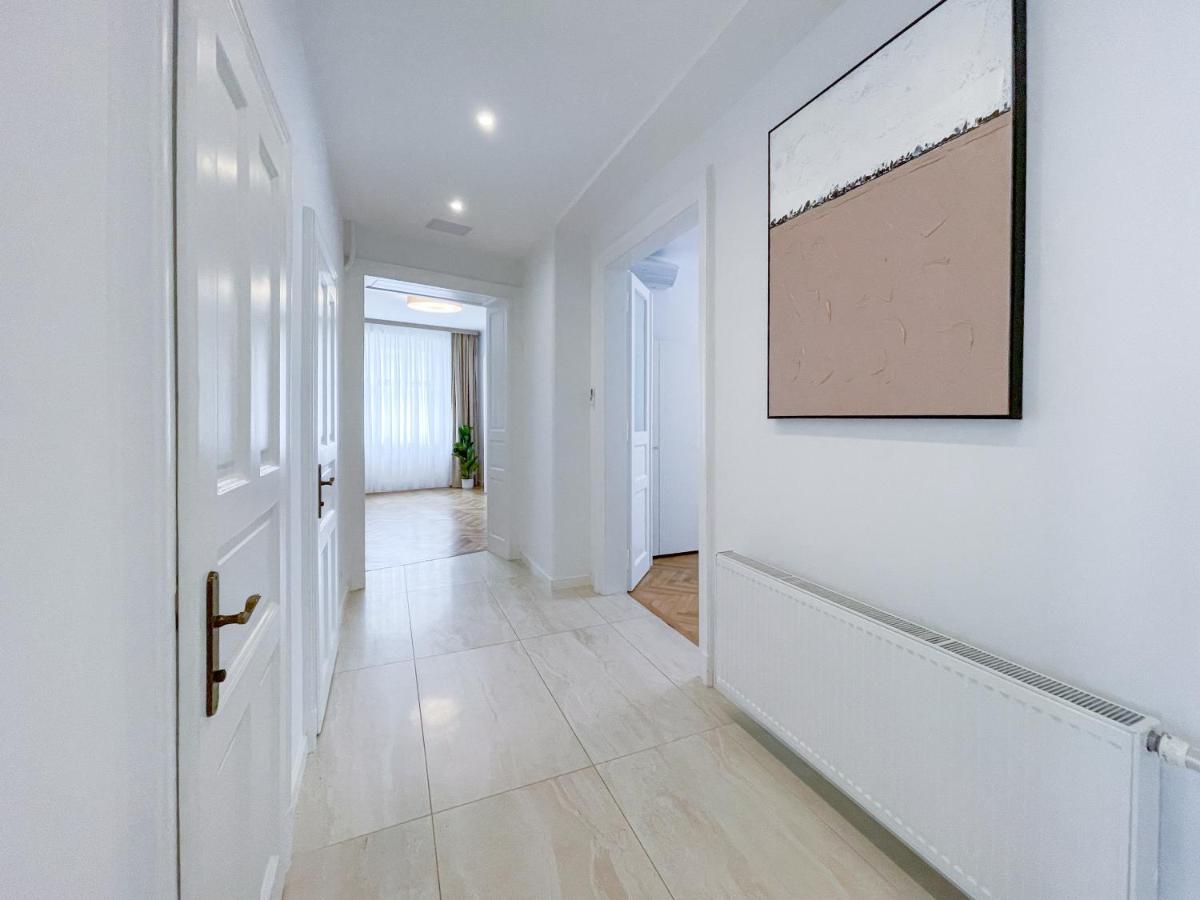 Elysian Apartment Bratislava Ngoại thất bức ảnh